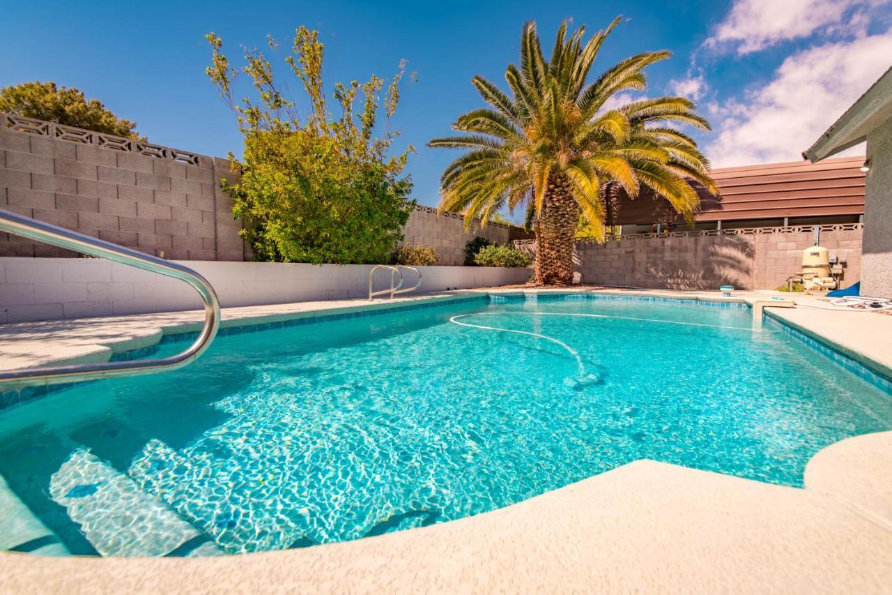 فيلا Relax In Style!! Pool, Vegas Games, Rv Parking لاس فيغاس المظهر الخارجي الصورة